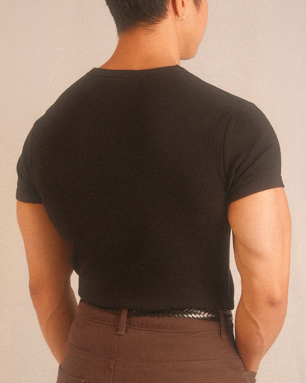 essentials ribbed tee - black