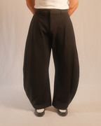 pleated trousers