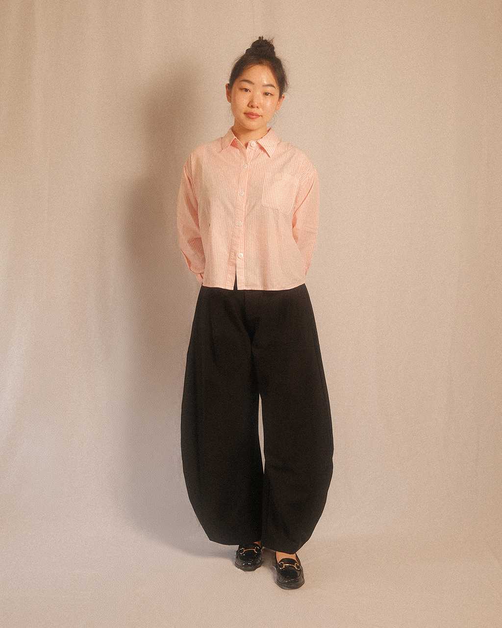 pleated trousers