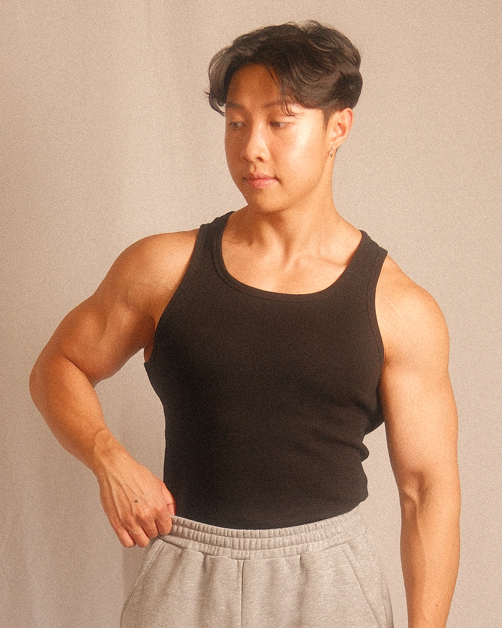 essentials ribbed tank - black