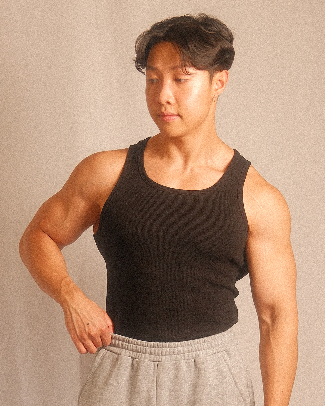essentials ribbed tank - black