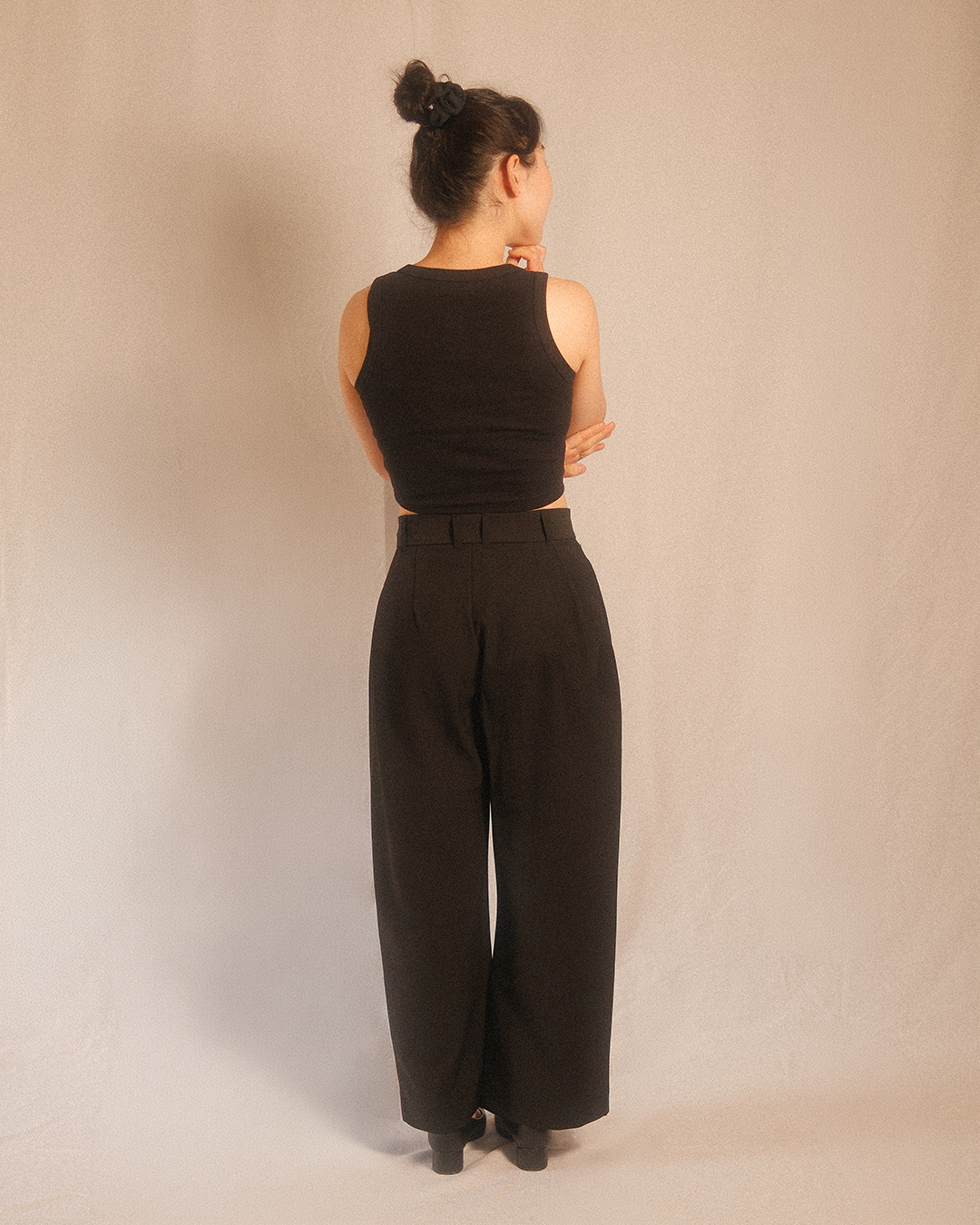 pleated trousers - wide